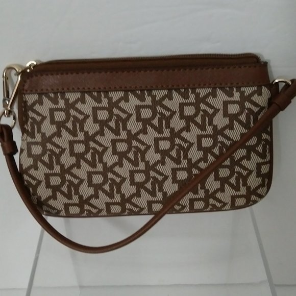 DKNY Donna Karen Bryan Item Wristlet Clutch Bag Brown - Picture 4 of 11
